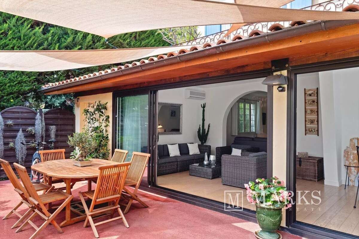 Magnifique propriété dans un jardin exotique - photo 12