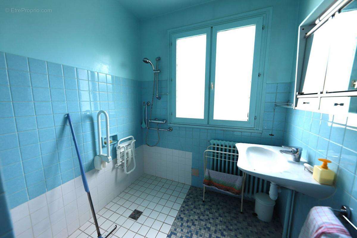 Maison à NOGENT-SUR-VERNISSON