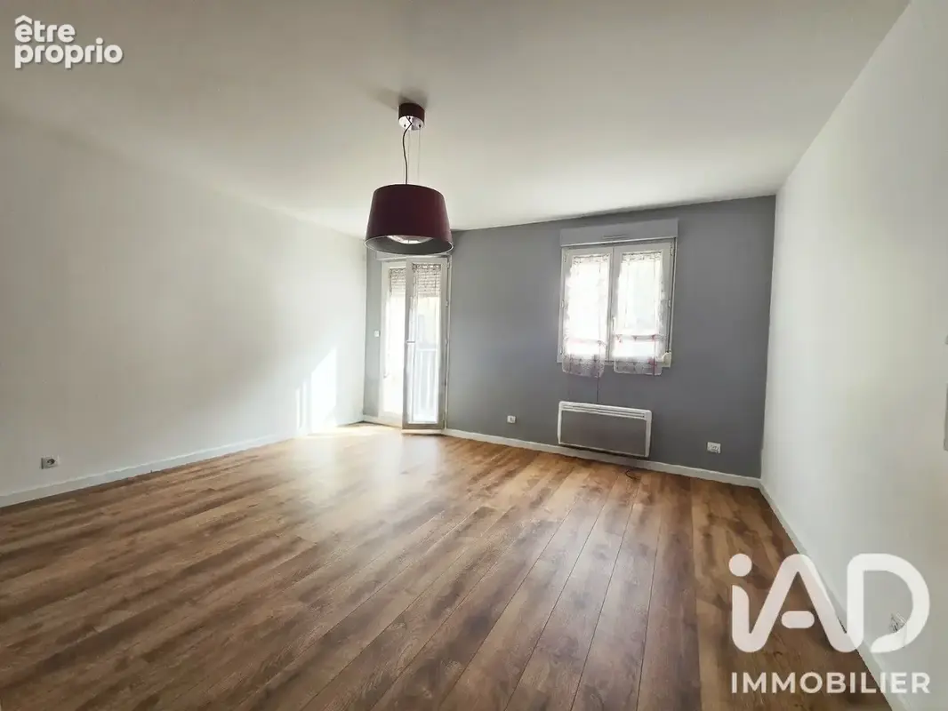 Photo 1 - Appartement à LES MUREAUX