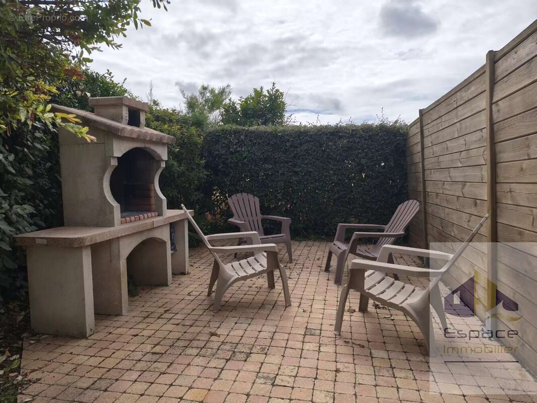 Maison à BALLON