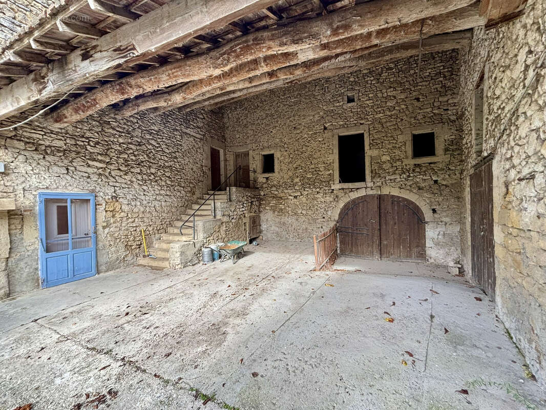 Maison à COLONZELLE