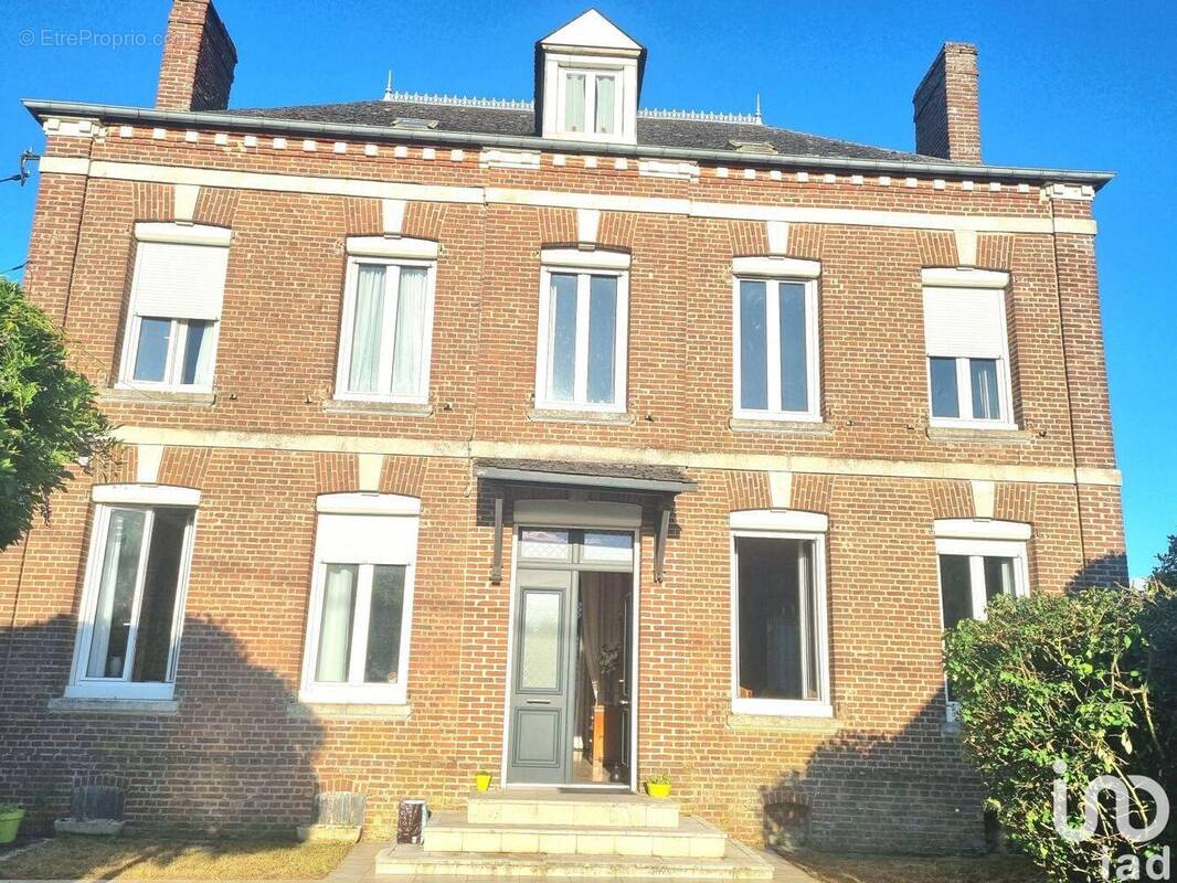 Photo 1 - Maison à CORMEILLES