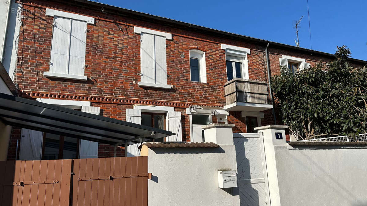 Maison à JOINVILLE-LE-PONT