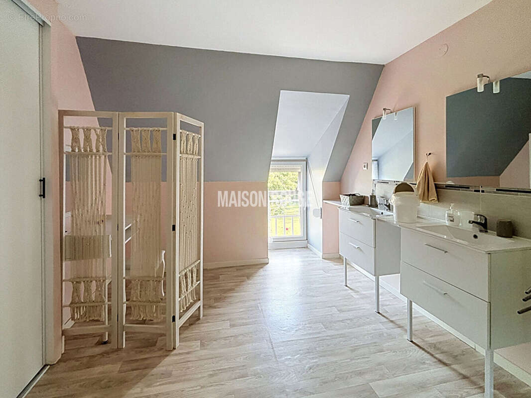 Longère rénovée 313 m²  6 chambres  4 suites parentales-calme-campagne-idéal gites - photo 17