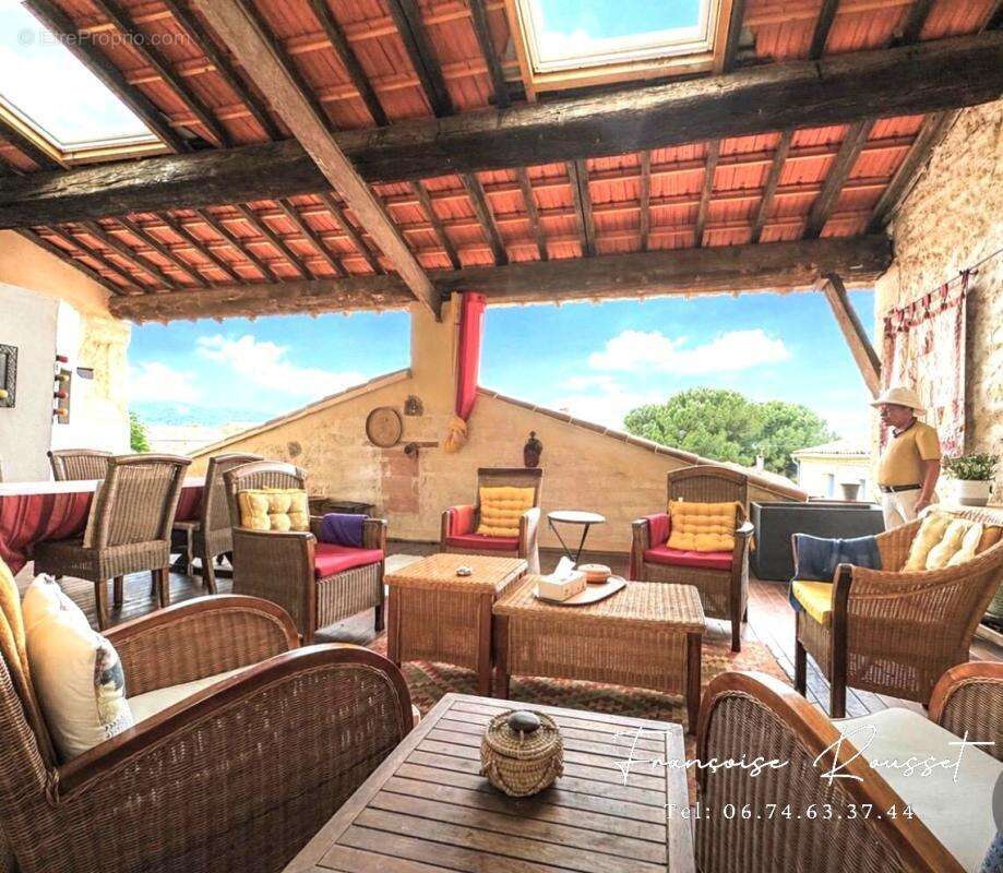 Appartement t4 - terrasse et garage à fabregues - photo 10