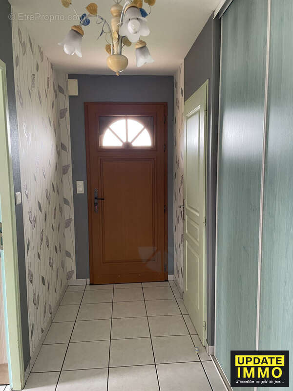 Maison à SURIAUVILLE