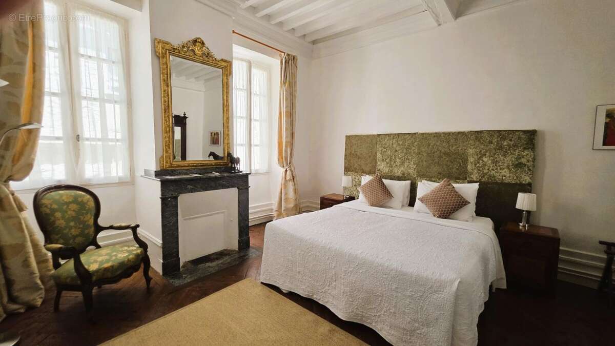 Maison à SAINT-ANTONIN-NOBLE-VAL