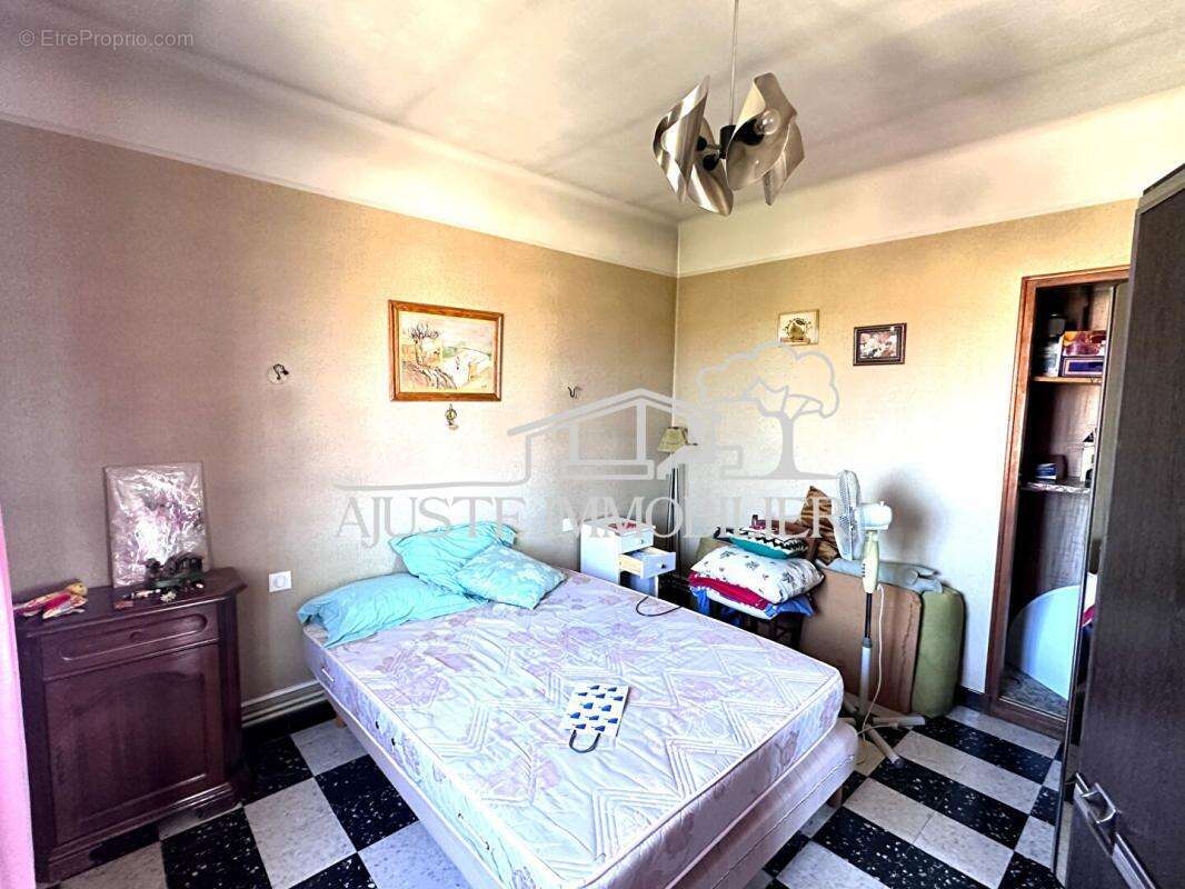 Appartement à SAINT-VICTORET