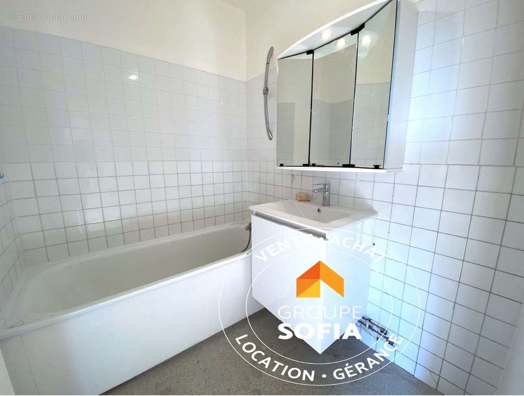 Séjour - Appartement à FONTENAY-LE-FLEURY