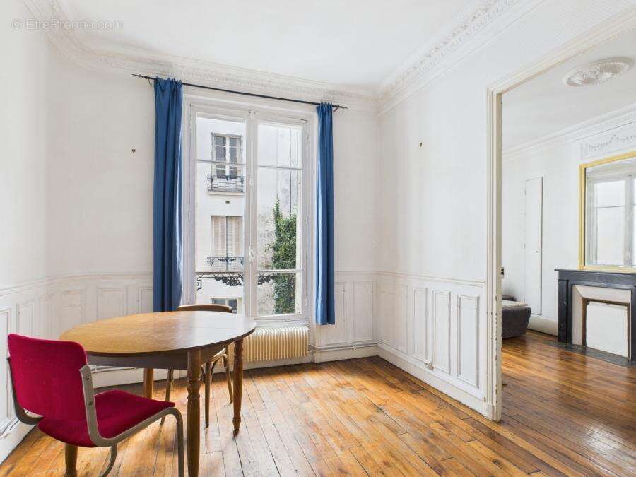 Appartement à PARIS-19E