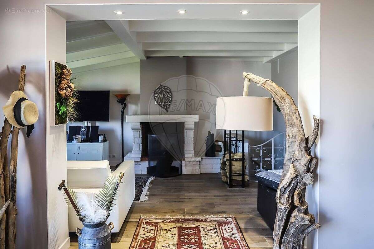 Maison à VAUX-SUR-MER