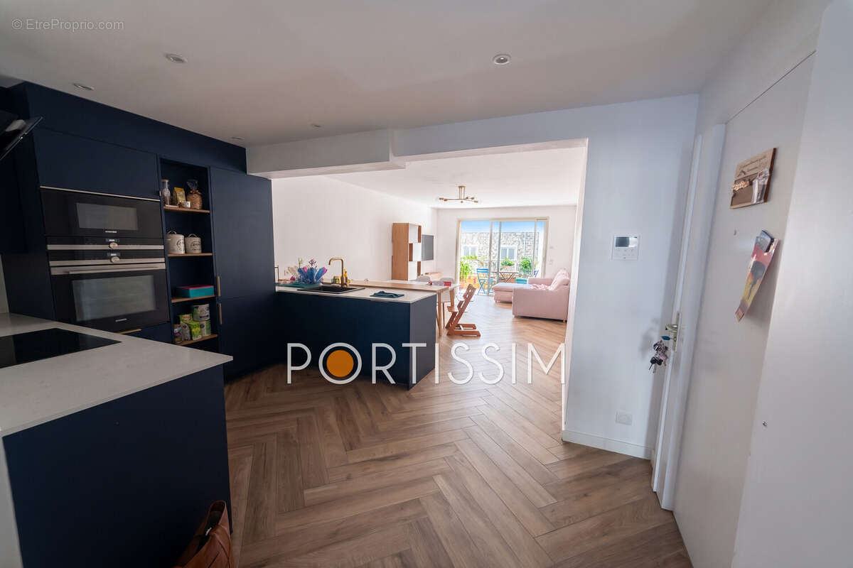 Appartement 67 m² à Nice  - photo 2