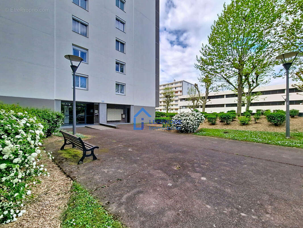 Appartement à ERMONT