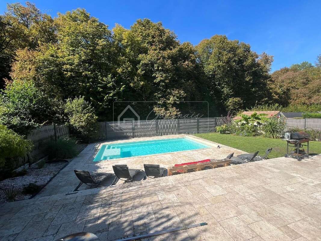 Maison à MILLY-LA-FORET