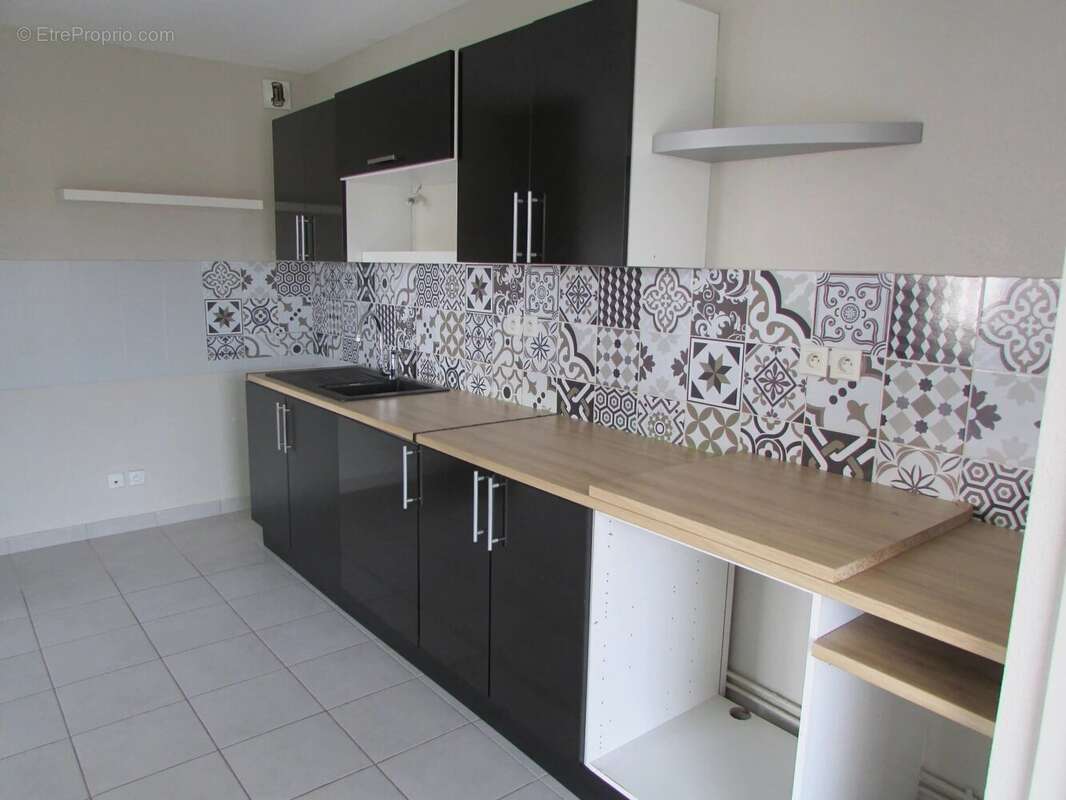 Appartement à SAINTE-SUZANNE