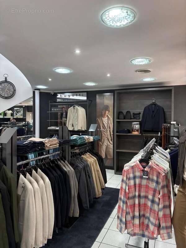 Photo 4 - Commerce à VITTEL