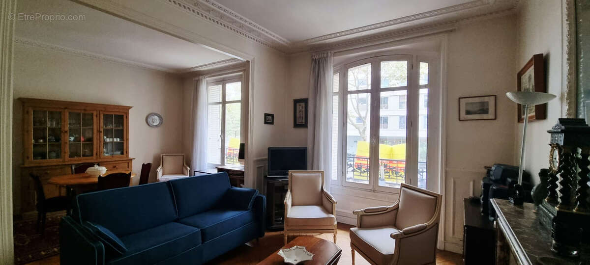 Appartement à PARIS-11E