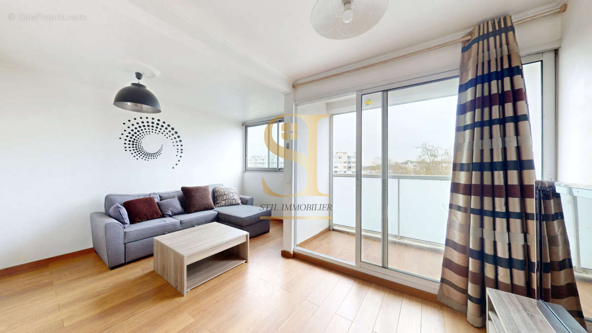 Appartement à SAVIGNY-SUR-ORGE