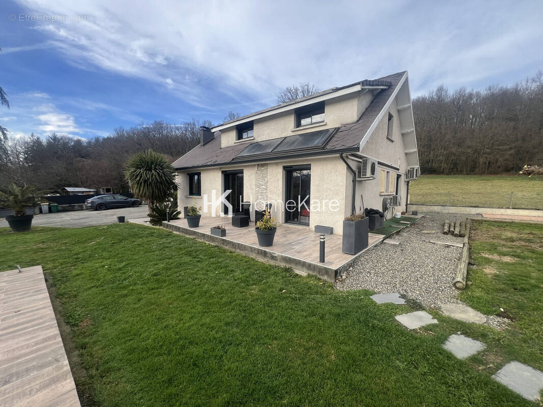 Maison à BORDES-DE-RIVIERE