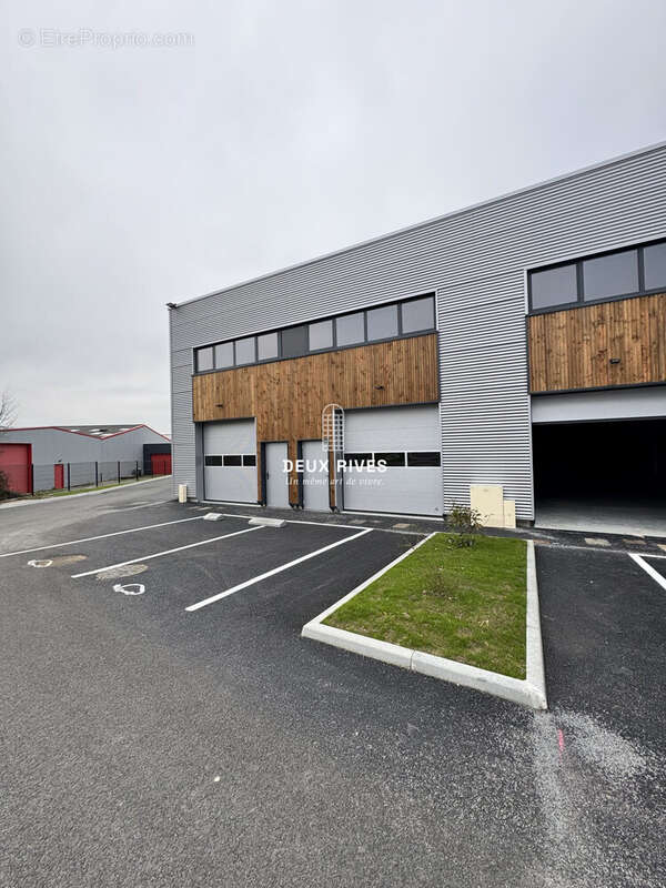 Commerce à HAUTE-GOULAINE