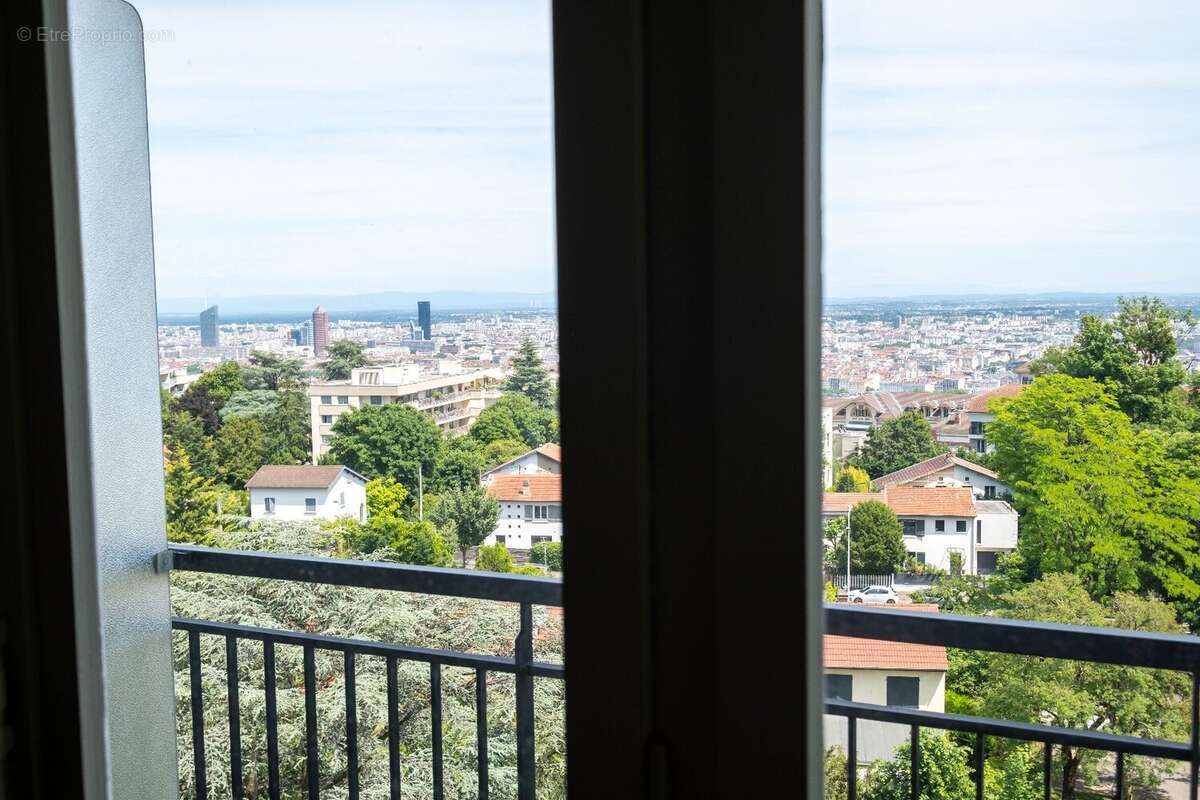 Appartement à LYON-5E
