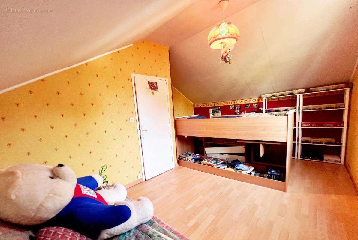 Maison à NOISY-SUR-ECOLE