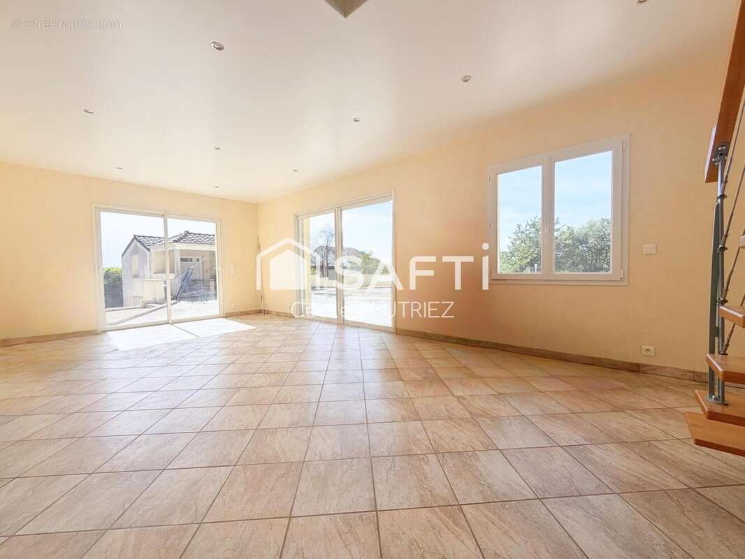 Maison 205 m² à Tulle  - photo 4