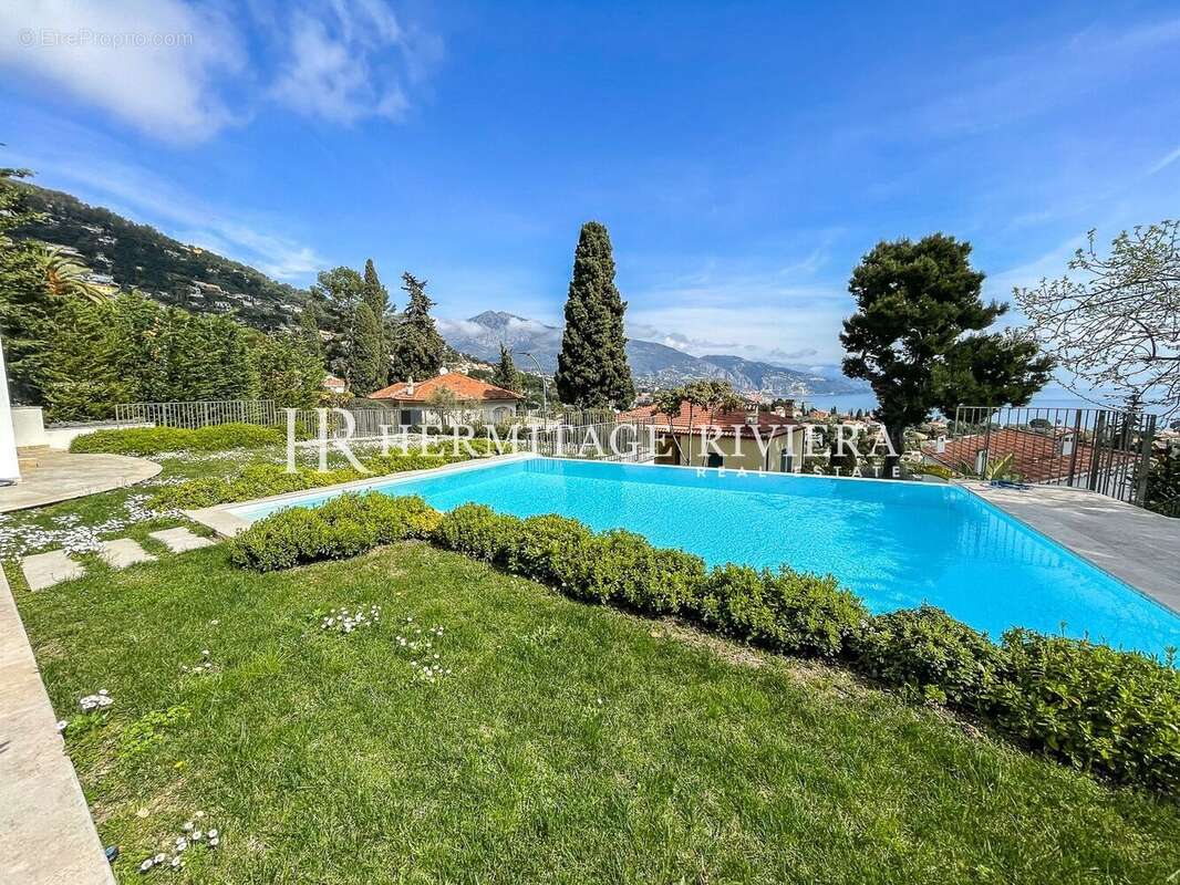 Maison à ROQUEBRUNE-CAP-MARTIN