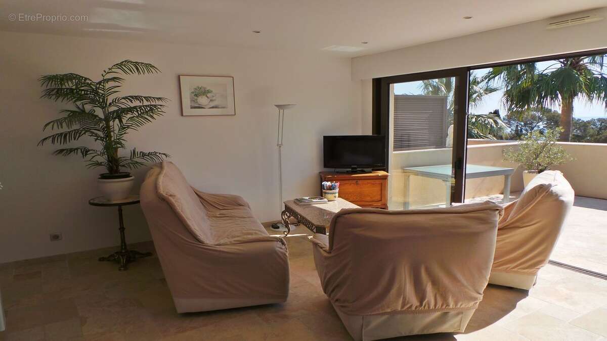 Appartement à LES ISSAMBRES