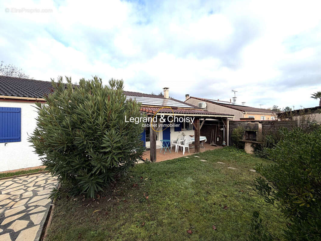 Maison à LE PASSAGE