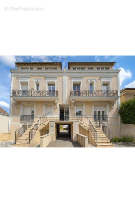 Appartement à LIVRY-GARGAN