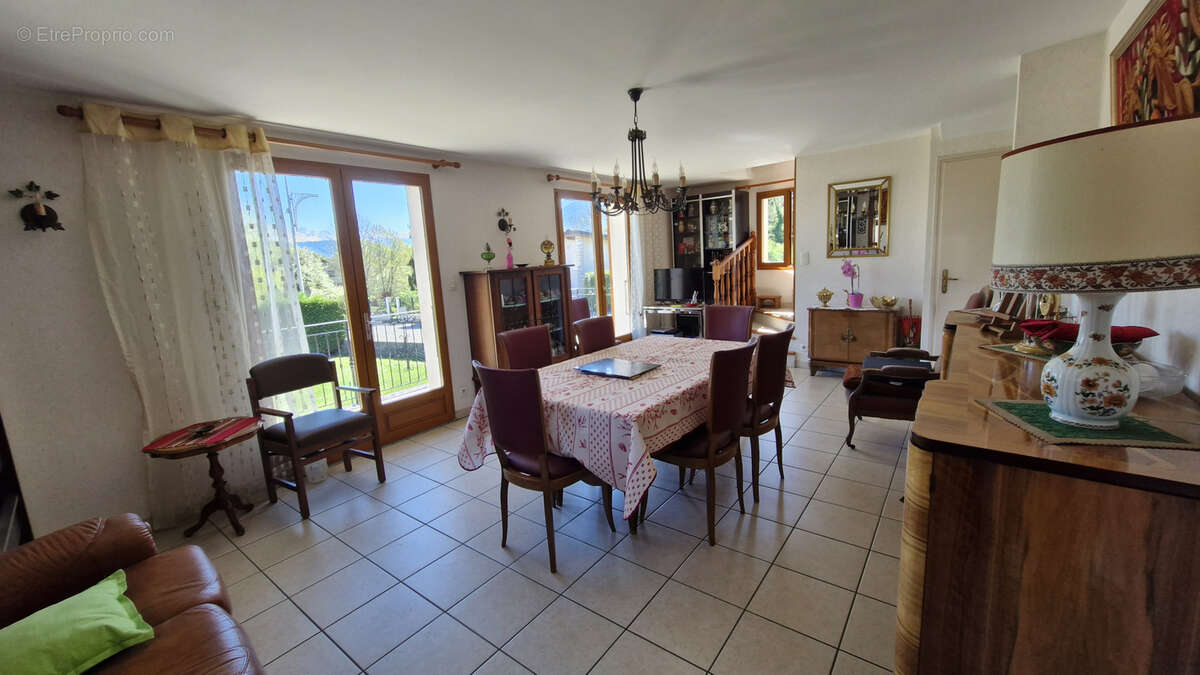 Maison à SAINT-BALDOPH