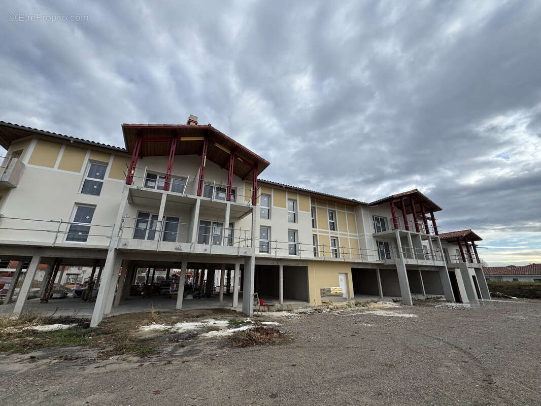 Commerce à SAINT-PAUL-LES-DAX