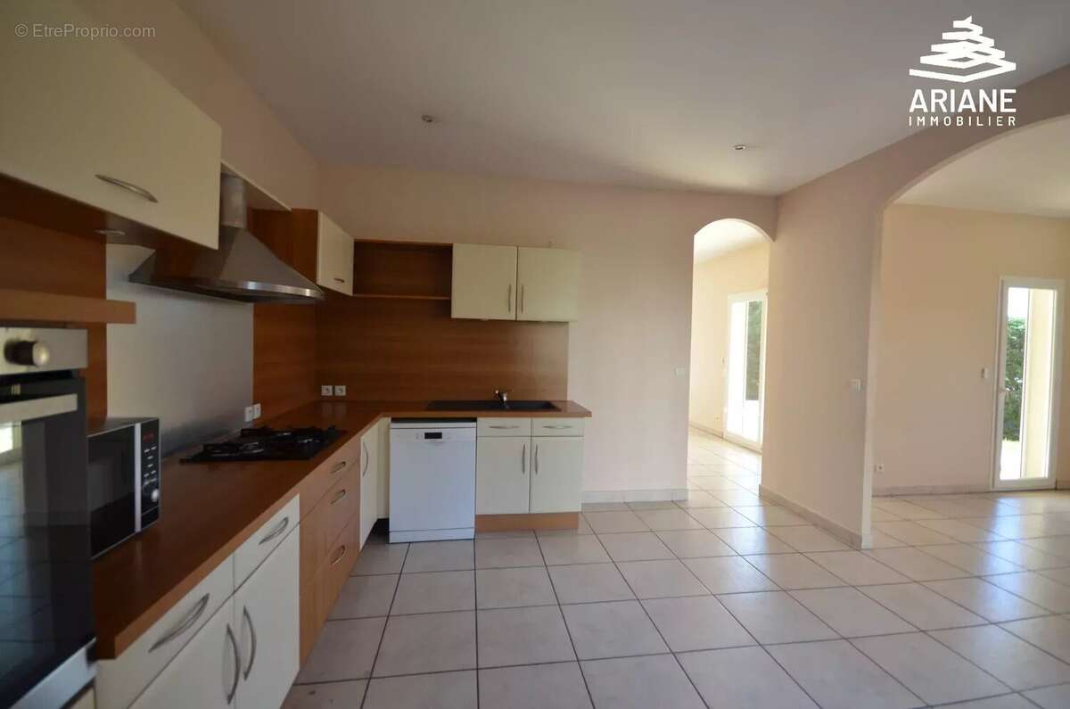 Maison à FRANCHEVILLE