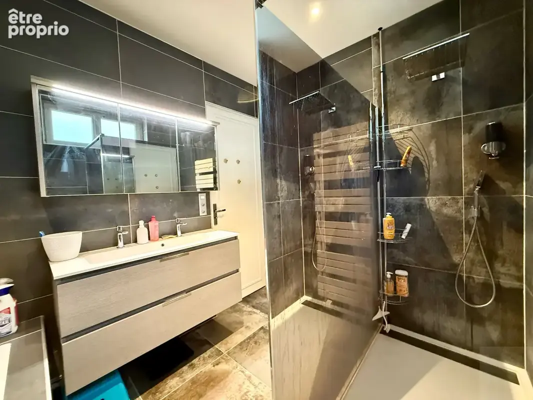 Amiens - centre-ville - appartement familiale - 150m2 - 3 chambres - 1 bureau - terasse- cave - photo 18
