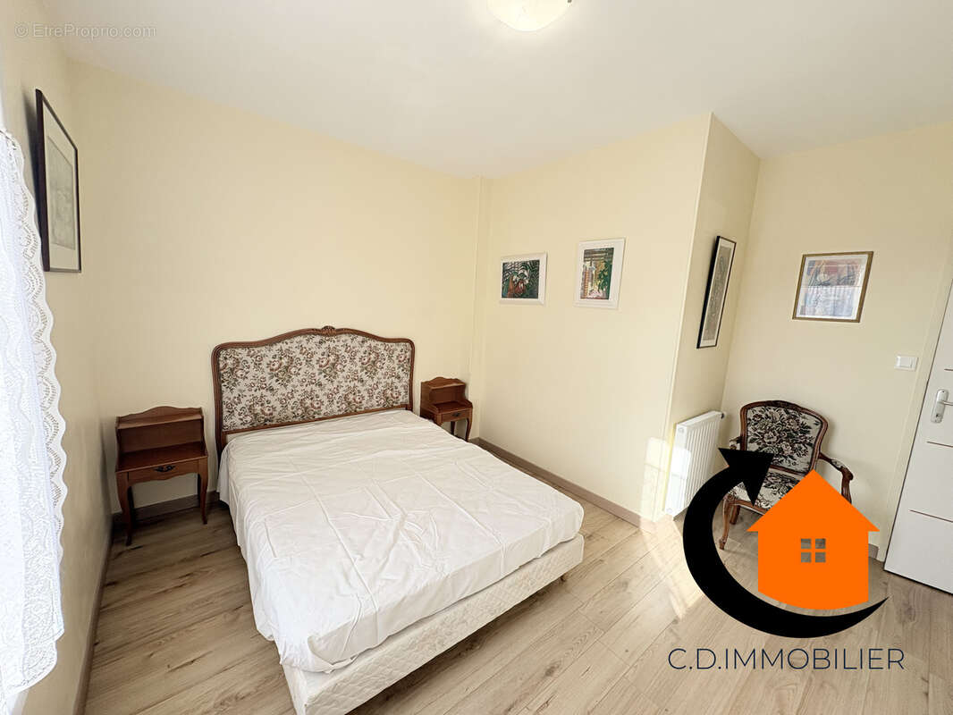 Maison à COURVILLE-SUR-EURE