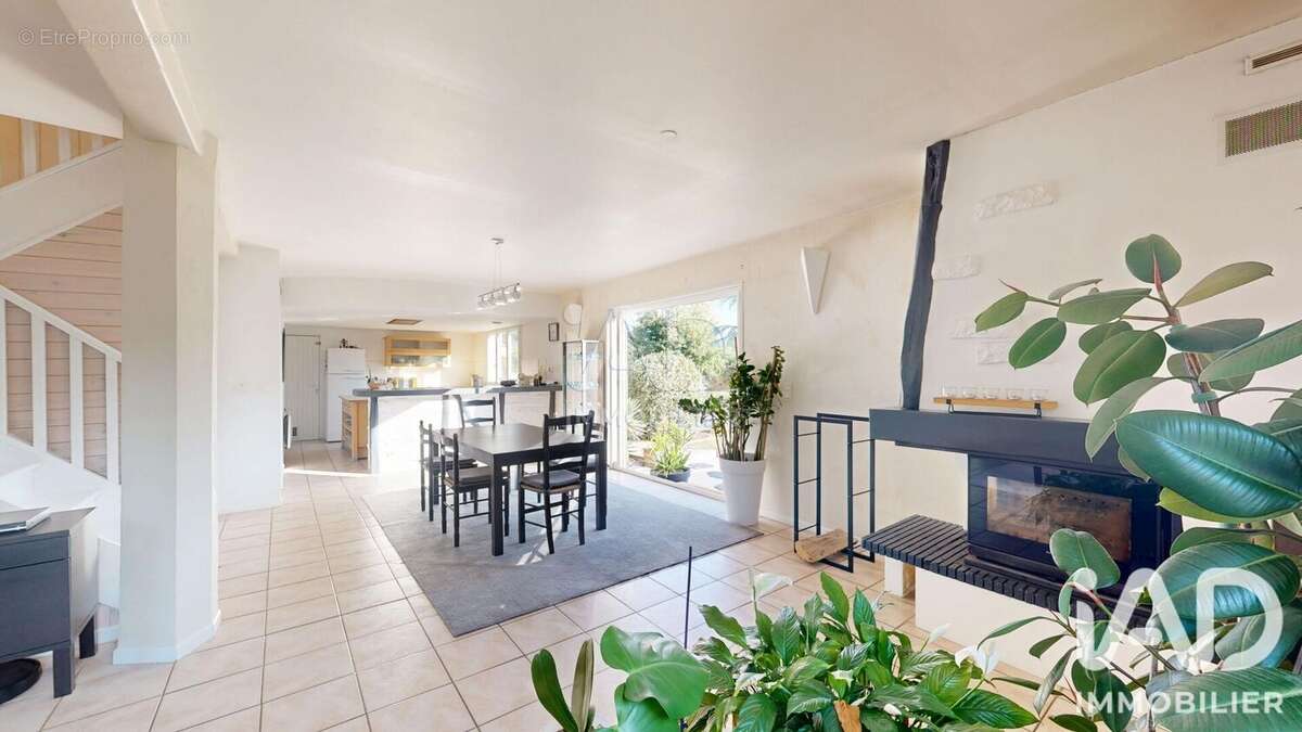 Maison 166 m² à Mirepoix-Sur-Tarn  - photo 4
