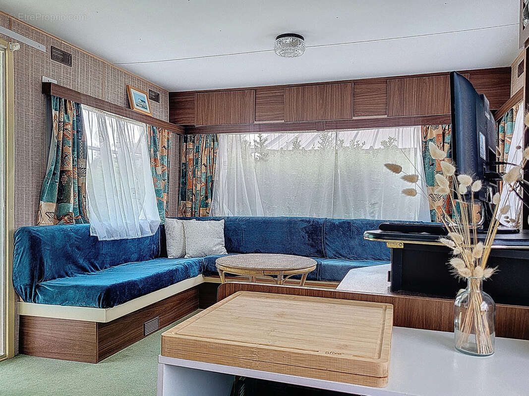 Maison à MONTMARTIN-SUR-MER