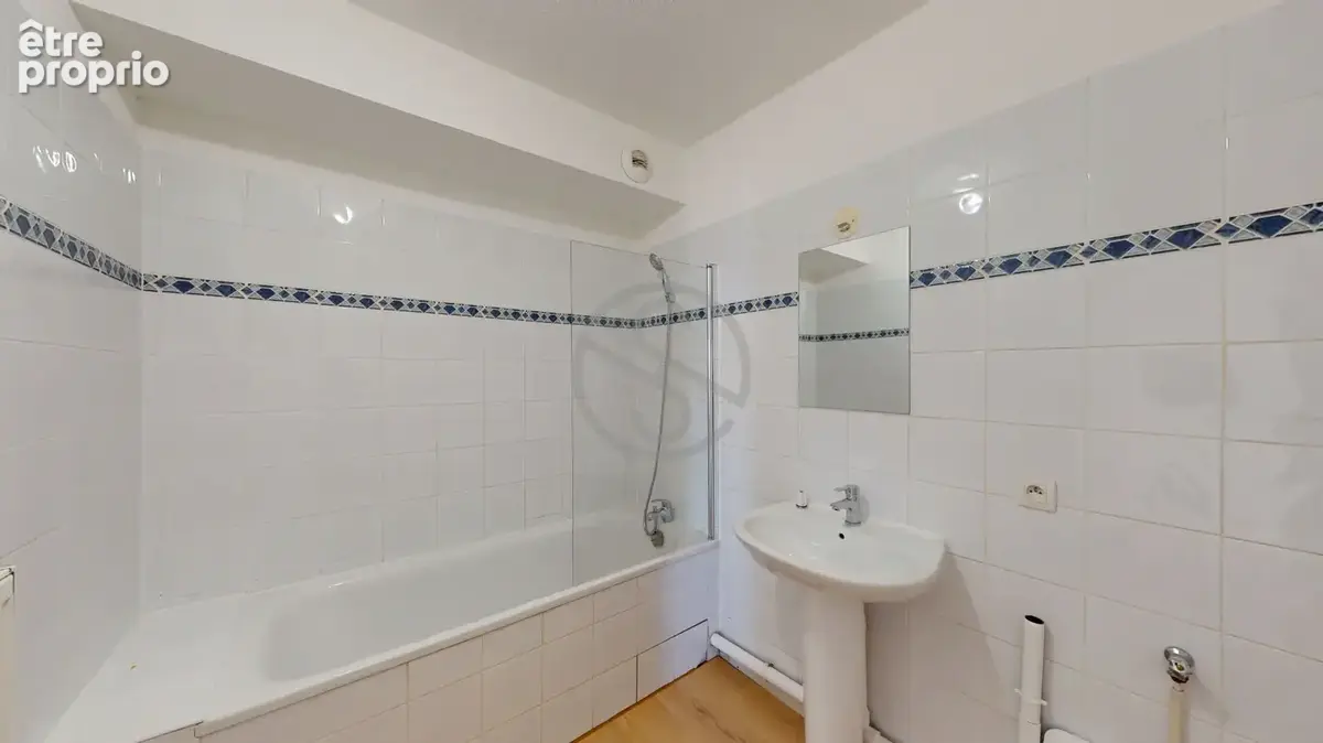Appartement La Cote Saint Andre 4 pièces de 75 m2 - photo 6