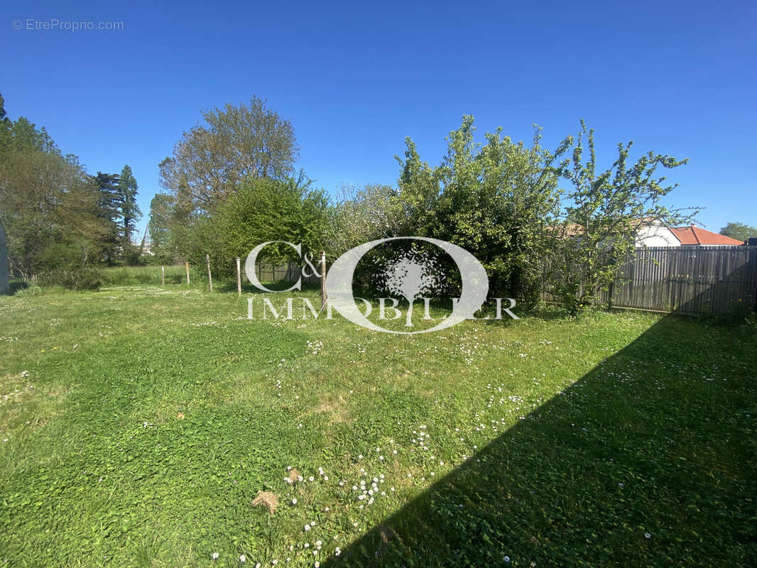 Terrain à LE BIGNON