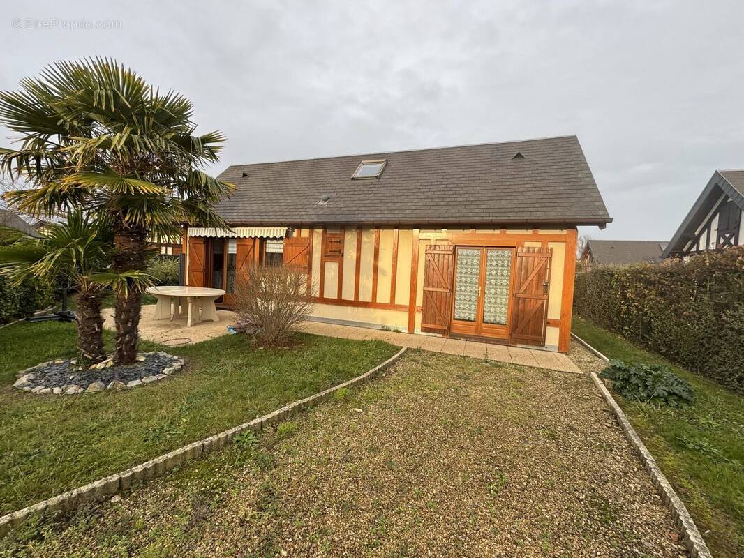 Maison à MERVILLE-FRANCEVILLE-PLAGE