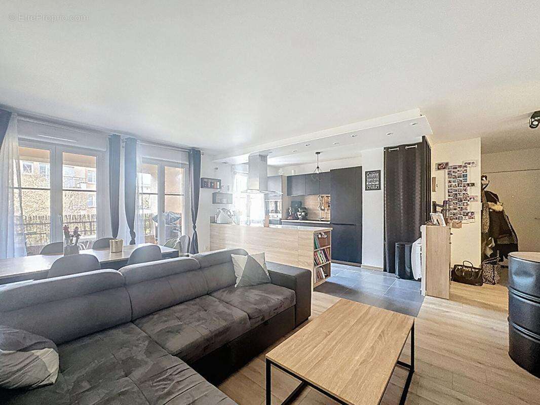 Appartement à ELANCOURT