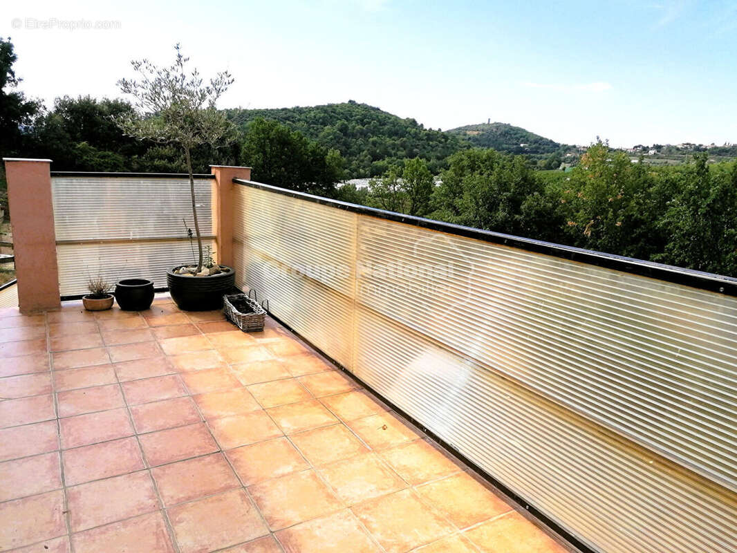 Manosque ? T2 de 45 m² avec terrasse plein sud, vue panoramique - photo 2