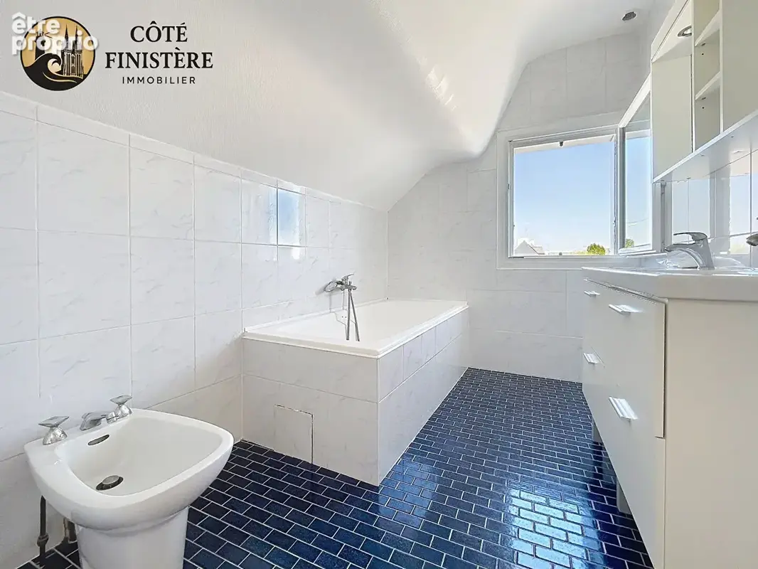 Jolie maison des années 30 au coeur de Saint-Jean-Trolimon, à deux pas des plages - photo 14
