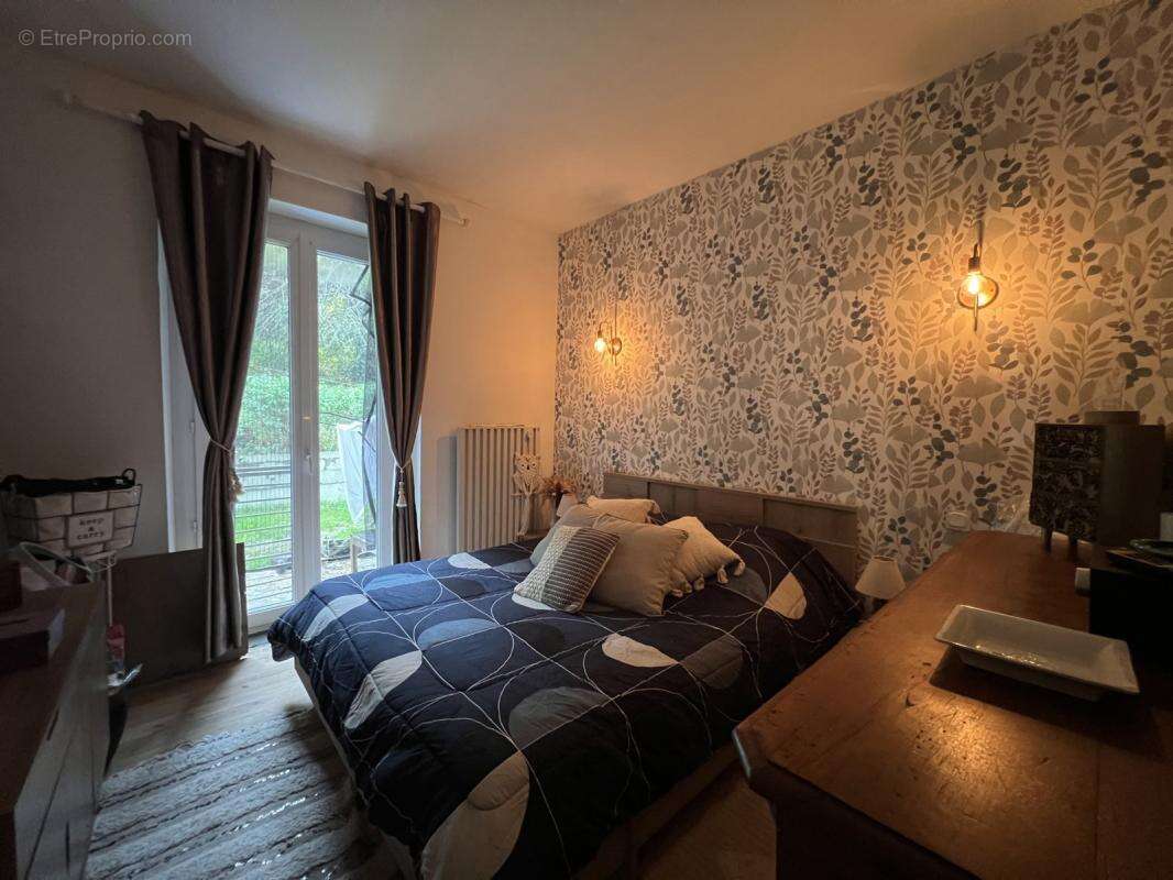 Maison à DECAZEVILLE