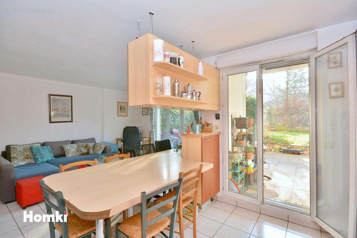 Appartement à LYON-9E