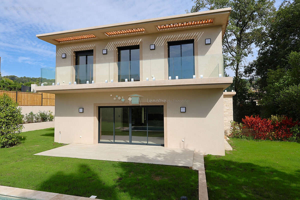 Villa de standing neuve 160 m² avec piscine à Mougins Frais de notaire réduits - photo 2