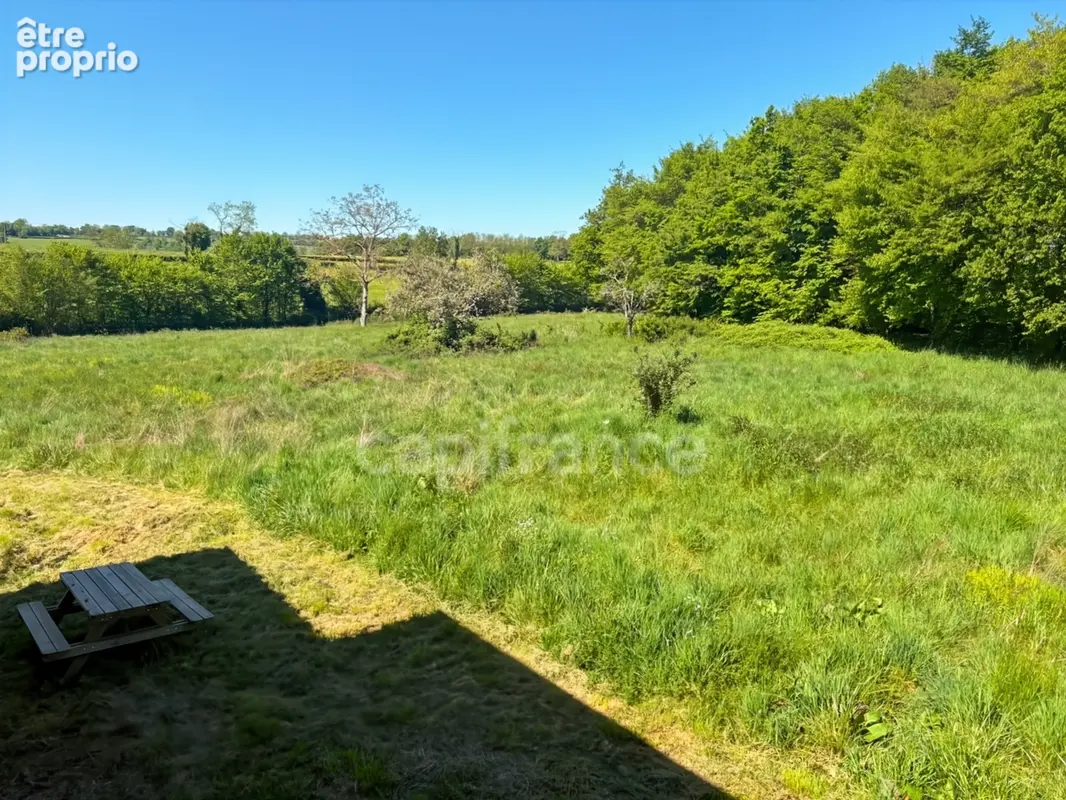 Maison de caractere, toiture recente, dependances et projet pret a realiser - photo 19