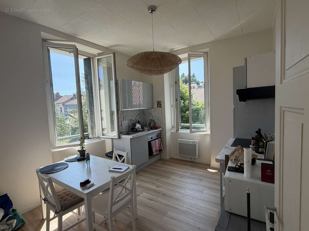Appartement T4 de 93 m2 Lumineux, 3 chambres - Environnement calme - photo 8