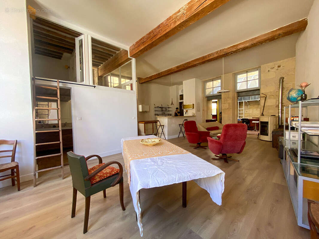 ARCHITECTURE ATYPIQUE- 1700 -Appartement avec terrasse - photo 11